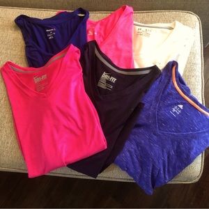 Selling all 5 shirts together. 4 size XL and 1 is a 1X.